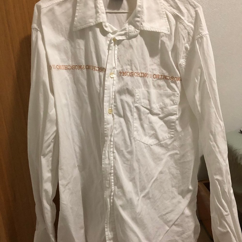 Cheap and chic by  MOSCHINO shirts